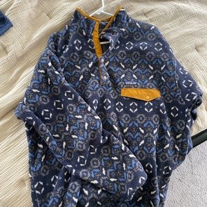 Patagonia Synchilla Pullover- blue print size XL